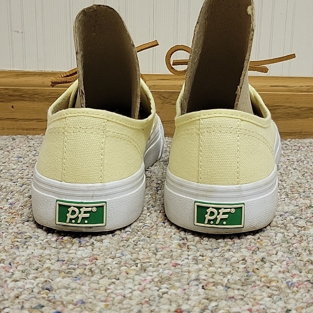 PF Flyers Center Lo Yellow Canvas Sneakers with White Soles, Women's 8 - Picture 3 of 6